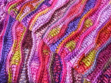 Author ava posted on september 29, 2020. Häkeln im Quadrat: Resteverwertung | Decke stricken ...