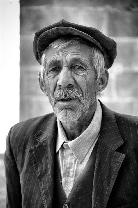 Old Man From Midyat Turkey Interesting Faces Old Men Olds Man People Dress Collection
