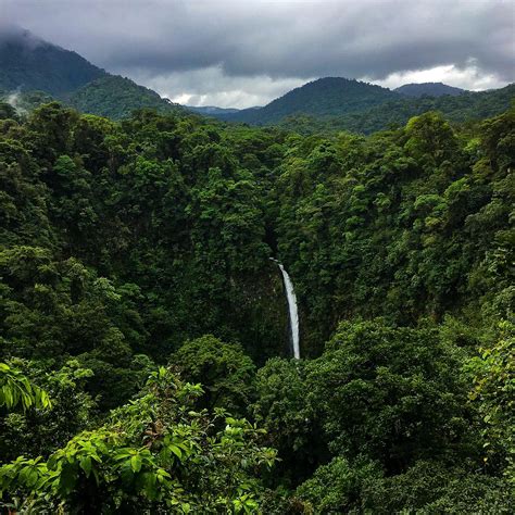 La Fortuna Waterfall In La Fortuna Costa Rica Rtropical