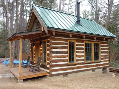 Building A Cozy Cabin Under 4000 Off Grid Healthcare Small Log