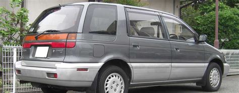 mitsubishi space wagon infos preise alternativen autoscout24
