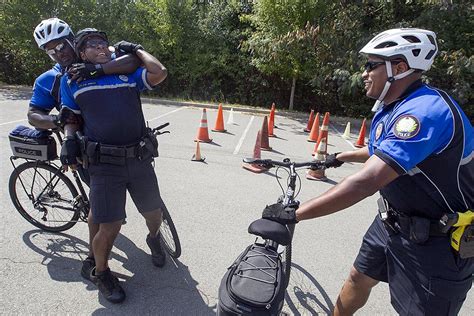 12 Police Officers Begin Bike Patrol Nwadg