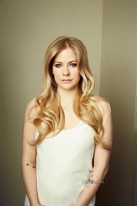 People 12 Avrilpix Gallery The Best Image Picture And Photo Gallery About Avril Lavigne