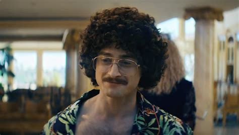 Daniel Radcliffe Protagoniza Como Weird Al Yankovic En El Tráiler De