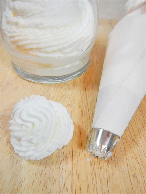 Whip the cream with an electric mixer on medium speed for 5 minutes until it begins to thicken. Perfect Vanilla Whipped Cream Frosting (With images ...