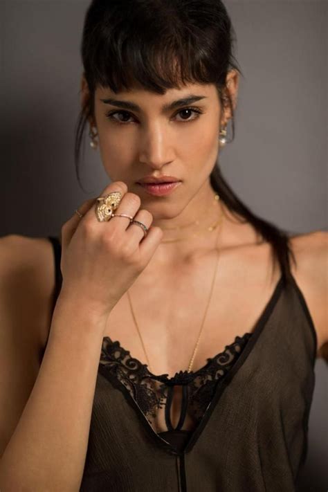 Under Heavy Makeup Sofia Boutella Transforms From A Burgeoning Star