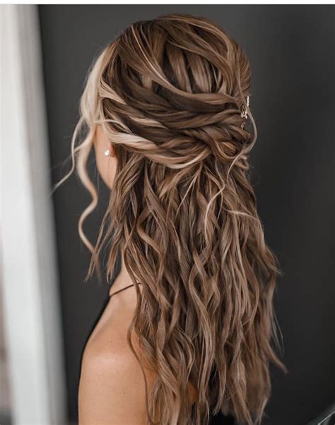 23 Gorgeous Bridesmaid Hairstyles The Glossychic Bridesmaid Hair Half Up Wedding Hair Hair