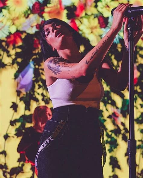 Pin By Julia🌸 On Halsey Halsey Hollywood People