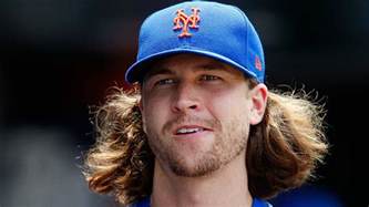 Flow hairstyles will never go out of style! Mets' Jacob deGrom begins offseason with haircut ...