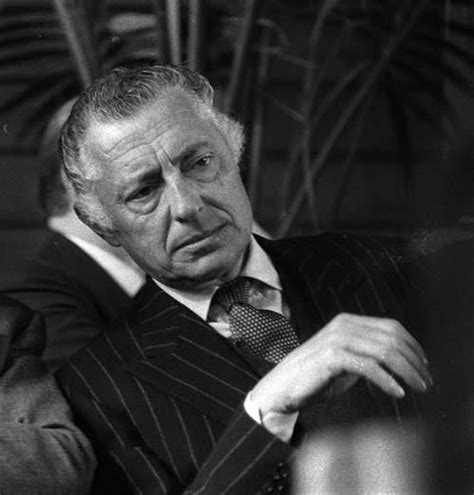 He was handsome, rich, a sports enthusiast. Gianni Agnelli. | Menswear | Pinterest