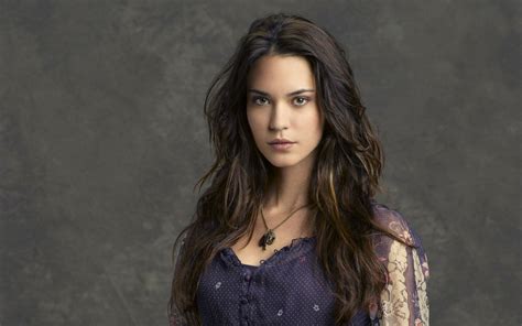 Odette Annable R BeautifulFemales