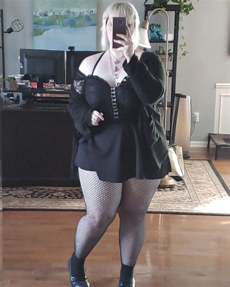 alternative goth emo plus size outfit inspo in 2022 outfits gorditas curvy girl fashion