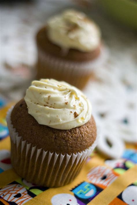 Spiced Pumpkin Cupcakes With Cinnamon Cream Cheese Frosting Recipe