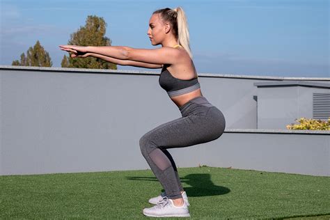 booty battle squats vs lunges which one will give you a bigger butt