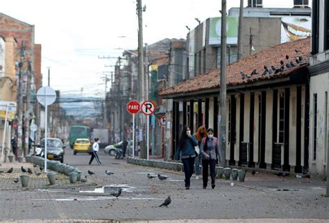 Decretan alerta roja en bogotá y ordenan restricción total de movilidad hasta el 12 de enero. Nueva cuarentena en Bogotá en siete localidades | La FM