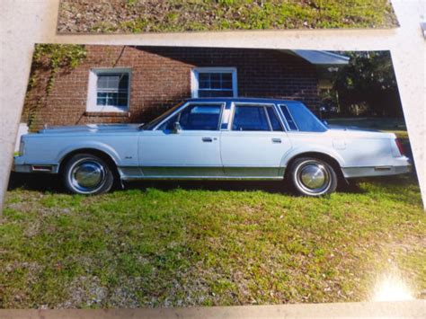 Bought a vehicle without a title? 1986 Lincoln Town Car 4S NO TITLE Runs, selling as a parts ...