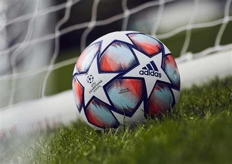 Finala va fi jucat pe stadionul krestovsky din sankt petersburg , rusia. Balón adidas UEFA Champions League 2020/21