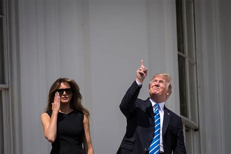 Trump Celebrates Solar Eclipse By Looking Up Without Special Viewing Glasses The Washington Post