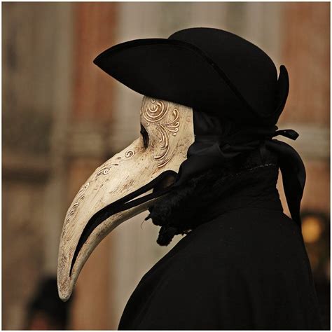 Medico Della Peste Plague Mask 17th Century Venice Plague Mask