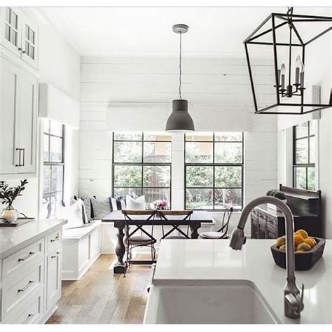 Check spelling or type a new query. Colors of the Modern Farmhouse + Paint Guide - BECKI OWENS
