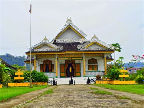 Nama Daerah Istimewa Di Indonesia Selain Yogyakarta Dan Aceh