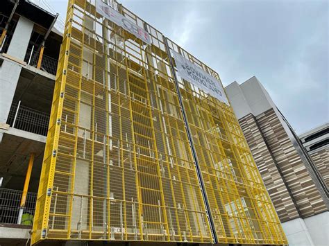 Doka Protection Screens Help Increase Construction Site Safety