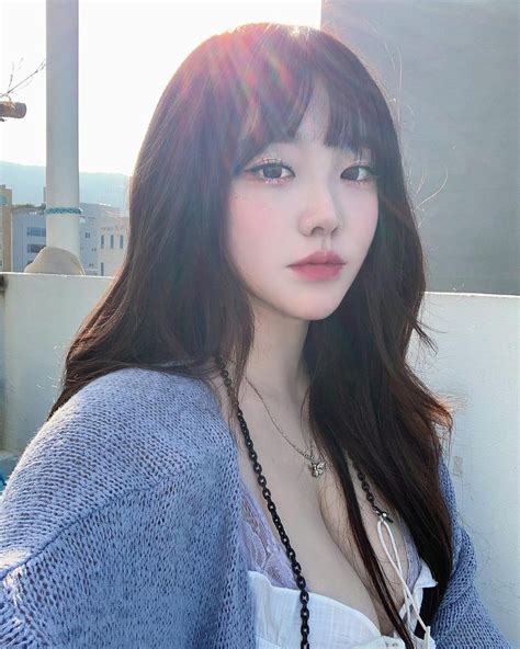 韓國正妹sejinming是當地小有名氣的網紅 美女圖庫 2000fun論壇