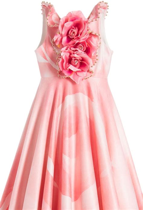 Alalosha Vogue Enfants Must Have Of The Day The New Striking Peachy