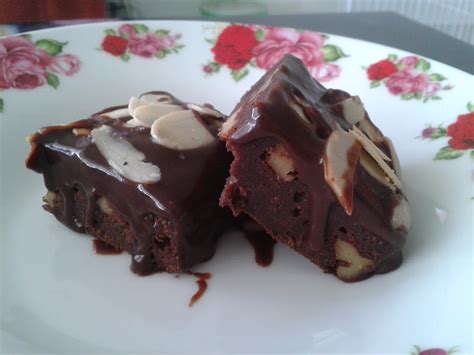 Discover this recipe and many more brownies with walnuts recipes at gourmandize.co.uk. Perjalanan mewarnai dunia sendiri: Resepi: Brownies Walnut ...