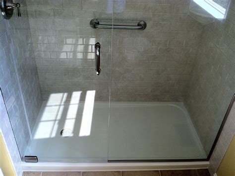 Bathroom Fiberglass Shower Base Pan With Simple Freedom Ada Compliant