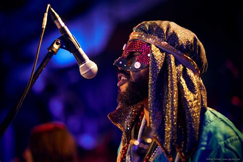 Einmal im monat bringen wir euch die beste musik aus den bereich reggaeton // merengue & latin als wir 2014 mit der bailando reggaeton in mannheim starteten waren wir uns schnell bewusst, bailando bedeutet nichts anderes als tanzen. GOLDEN DAWN ARKESTRA, 30.07.2019, Proton, Stuttgart | gig-blog