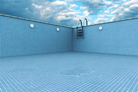 Empty Swimming Pool Stock Photos Pictures And Royalty Free Images Istock