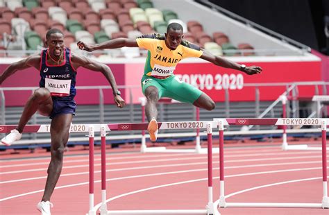 Kemar Mowatt Advances In 400m Hurdles At Tokyo Olympics Arkansas