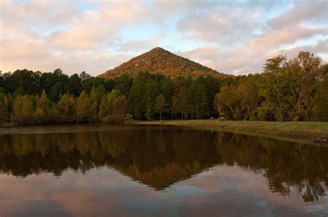 Pinnacle Mountain Is The Majestic Arkansas Mountain That Will Drop Your Jaw