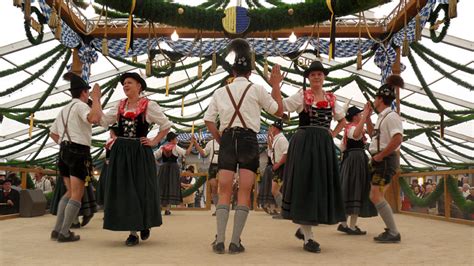 the perfect oktoberfest outfit what to wear for men and women
