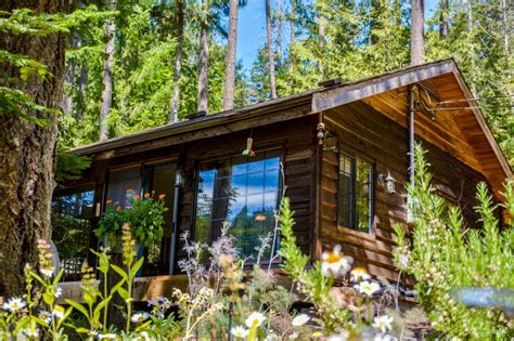 Book your perfect vacation rental in salt spring island, canada on flipkey today! Magic Lamp Cabin on St. Mary Lake Has Internet Access and ...