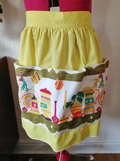 Vintage Pinny Apron Housewife Retro S S Clothing Etsy
