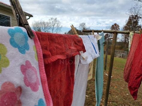 13 Pros And 13 Cons To Using A Clothesline New Life On A Homestead