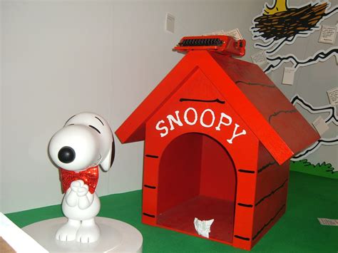 Snoopys Doghouse Halloween Props Halloween Season Spirit Halloween