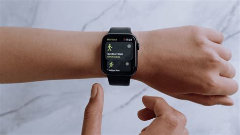 10 Best Apple Watch Alternatives For 2023 Ranked