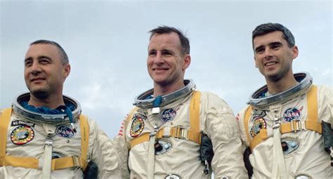 50 Years Later Nasa Pays Tribute To Three Astronauts