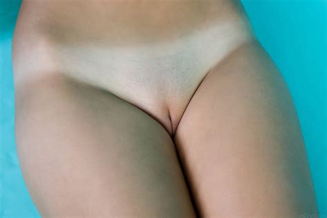 Nude Bikini Close Up