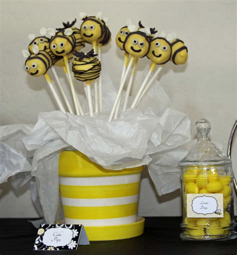 A bee themed baby shower is all about using three basic colors: Bumble Bee Baby Shower - Renee's Soirees | Party ...