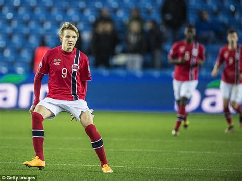 712,562 likes · 577 talking about this. Martin Odegaard to visit Manchester United and Manchester ...