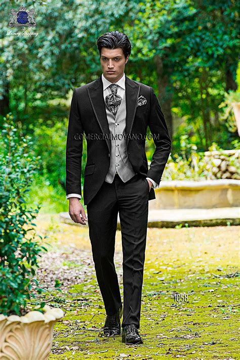 Fashion Black Men Wedding Suit Model 1058 Mario Moyano Collection