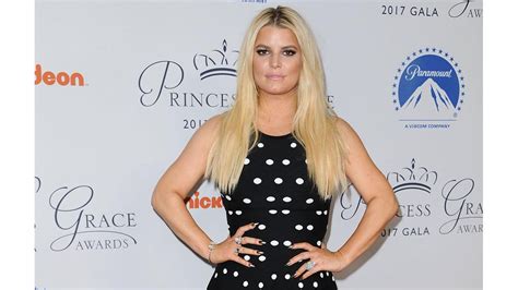 Jessica Simpson Unveils Six New Songs 8days