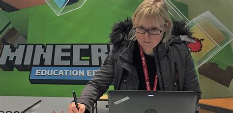 Get the last version of minecraft: Minecraft Education Edition | Tablet Academy