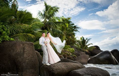 dream come true wedding in seychelles love story wedding wedding abroad beautiful beaches
