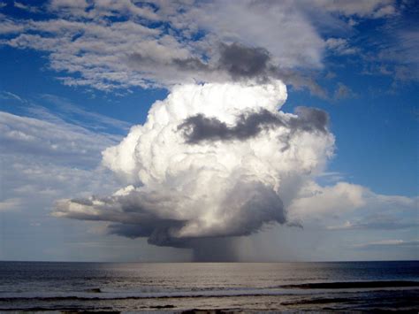 Atmospheric Phenomena The Clouds From Which Rain Falls 10 Amazing Images