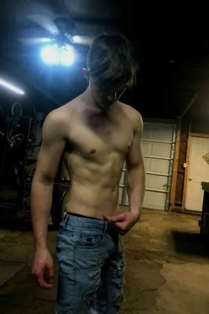 shirtless male muscular jock gym hunk torn jeans garage shot photo 4x6 b1004 4 49 picclick